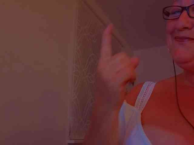 Connyat99 webcam