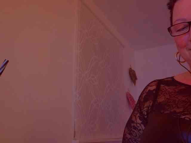 Connyat99 webcam