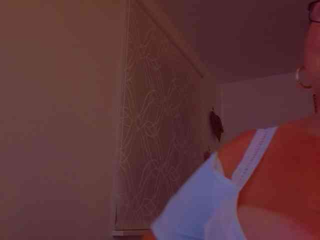Connyat99 webcam