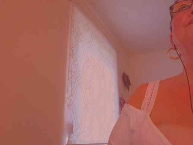 Connyat99 webcam