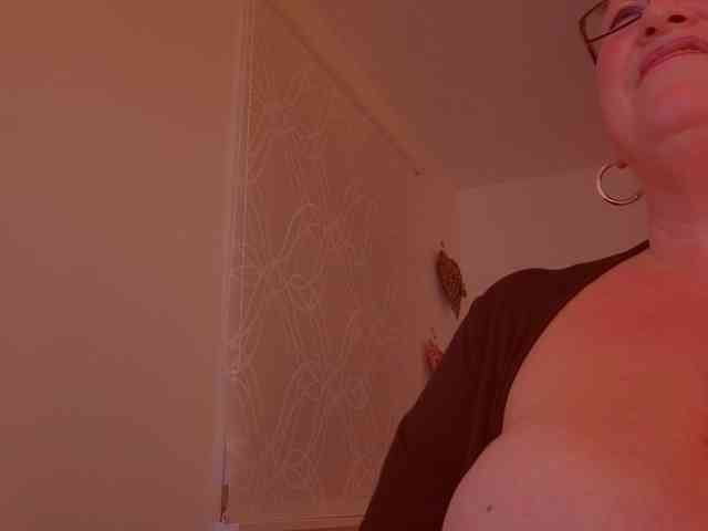 Connyat99 webcam