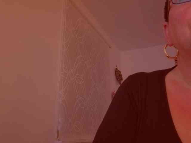 Connyat99 webcam