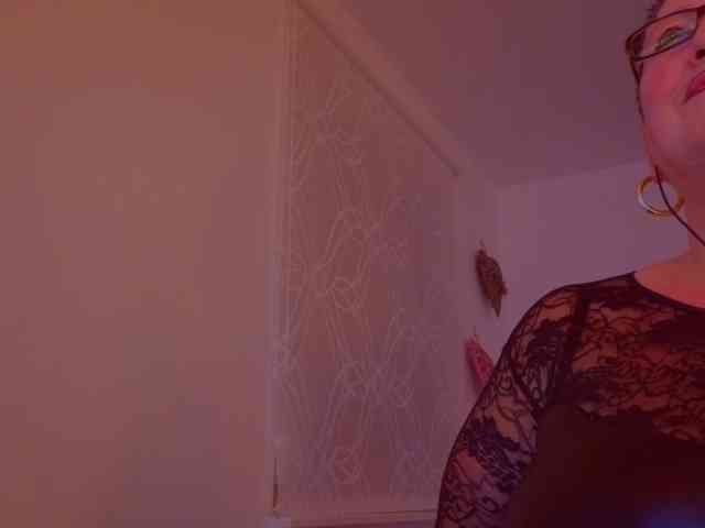 Connyat99 webcam