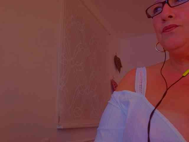 Connyat99 webcam