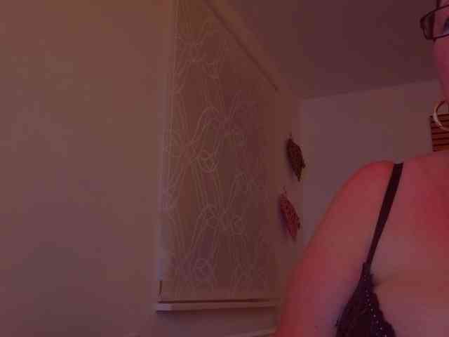 Connyat99 webcam
