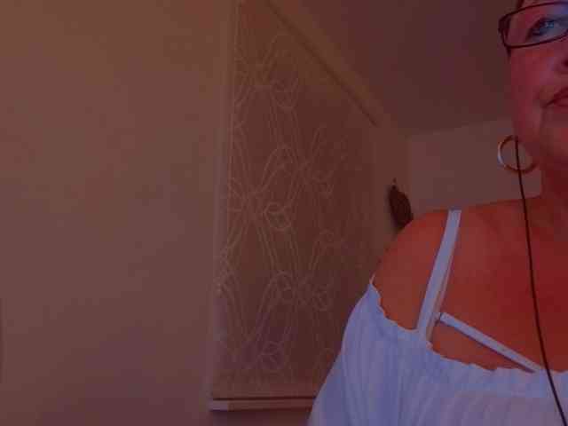 Connyat99 webcam