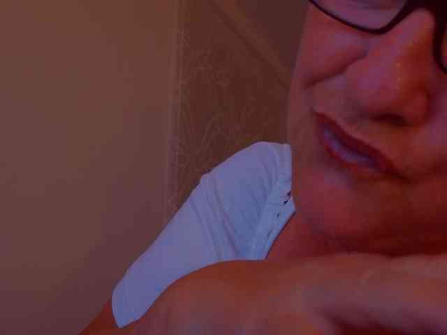 Connyat99 webcam