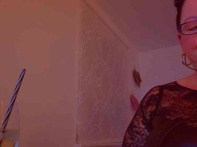 Connyat99 webcam