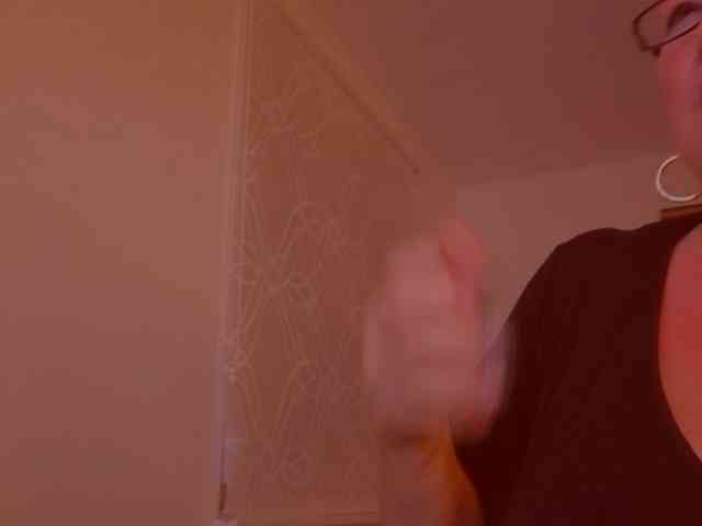 Connyat99 webcam