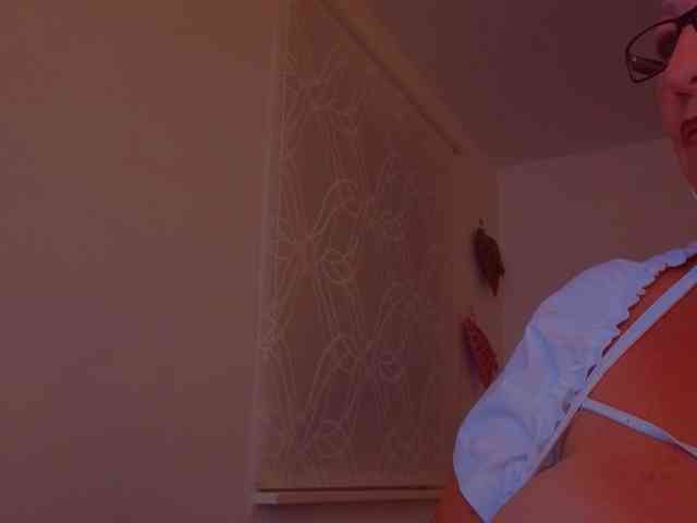 Connyat99 webcam