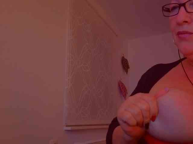 Connyat99 webcam