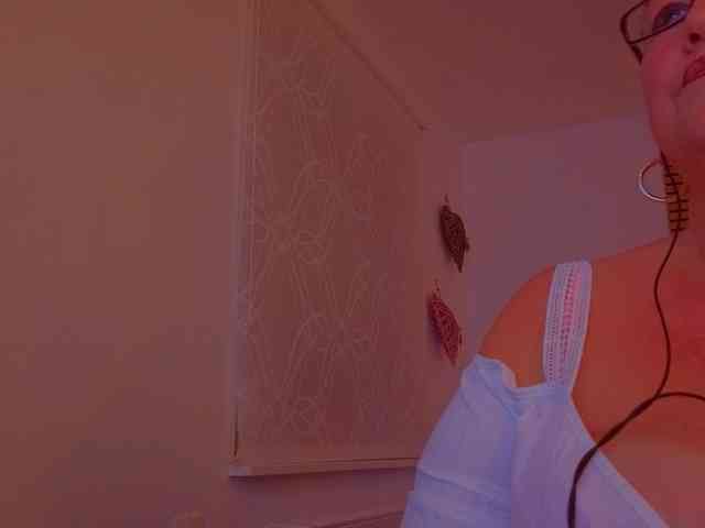 Connyat99 webcam