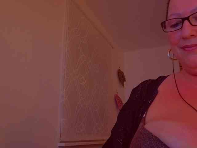 Connyat99's webcam live show