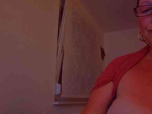 Connyat99 webcam