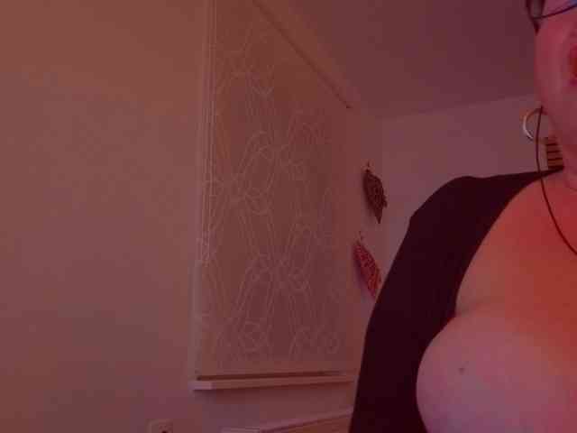 Connyat99 webcam