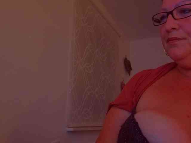Connyat99 webcam