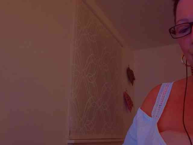 Connyat99 webcam