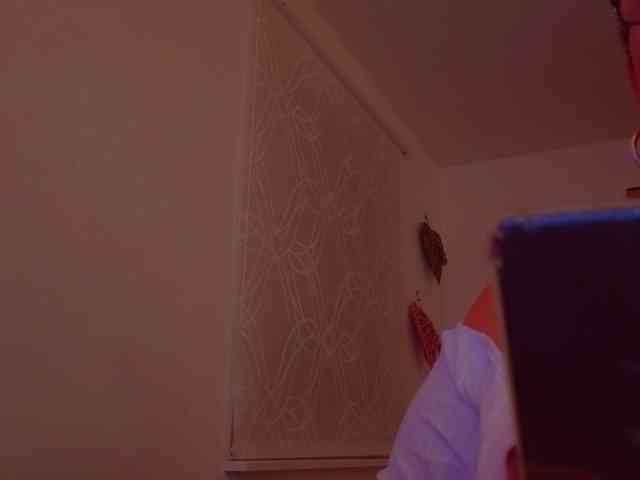 Connyat99 webcam