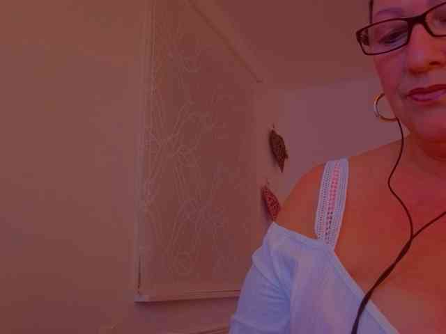 Connyat99 webcam
