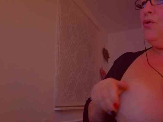 Connyat99 webcam