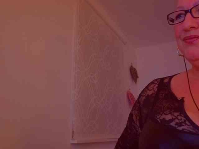 Connyat99 webcam
