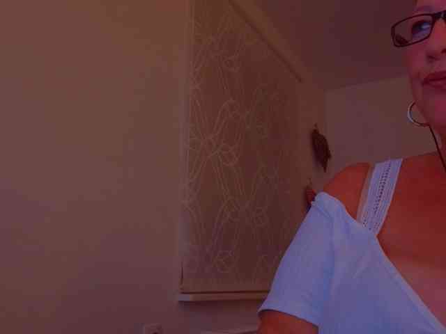 Connyat99 webcam
