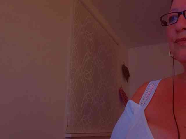 Connyat99 webcam