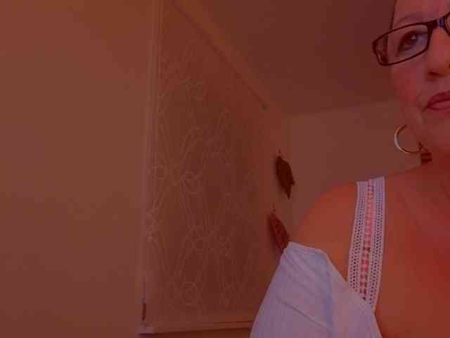 Connyat99 webcam