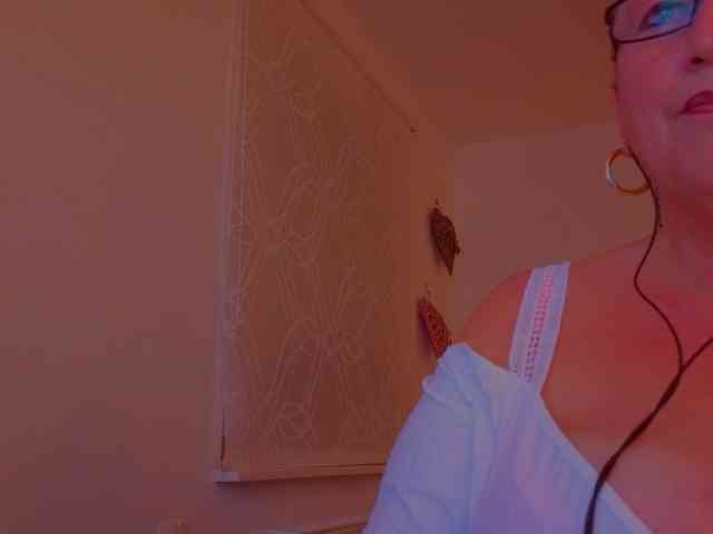 Connyat99 webcam