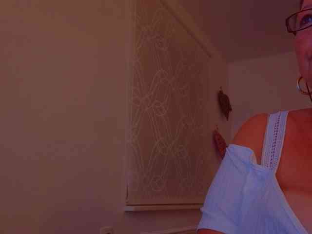 Connyat99 webcam