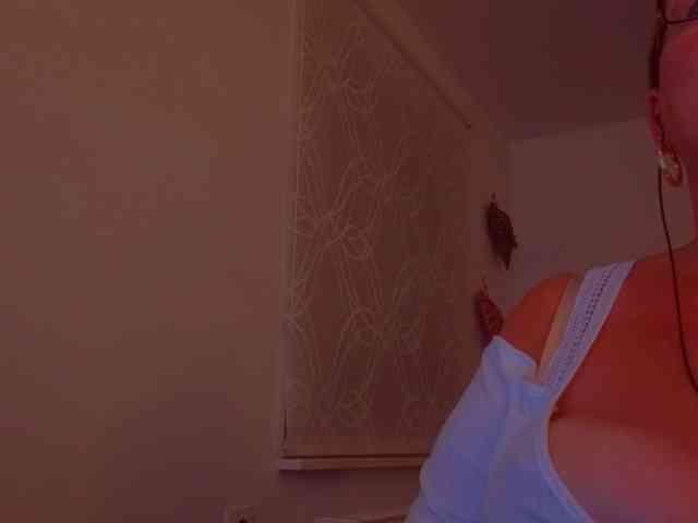 Connyat99 webcam