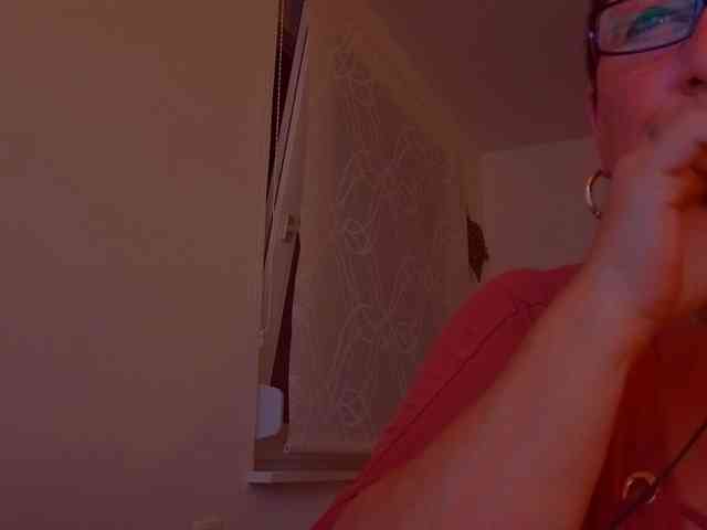 Connyat99 webcam