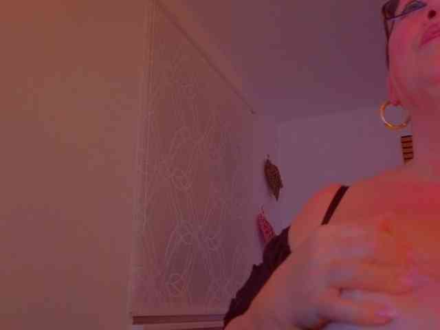 Connyat99 Live Webcam on BongaCams