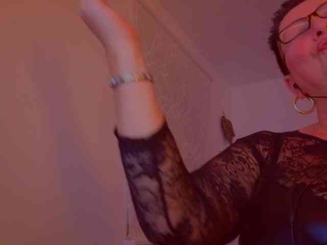 Connyat99 webcam