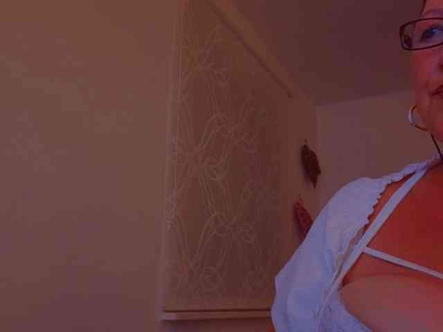 Connyat99 webcam