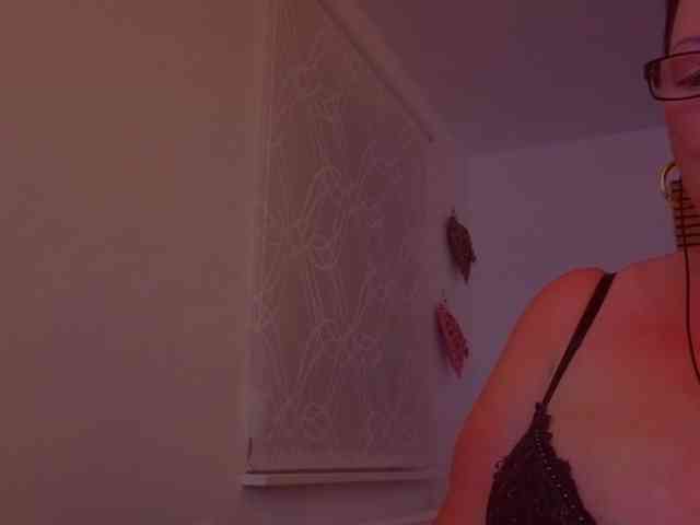 Connyat99 webcam