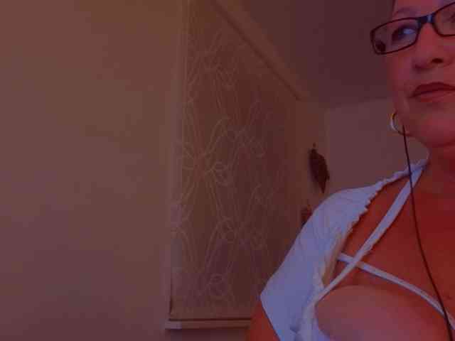 Connyat99 webcam