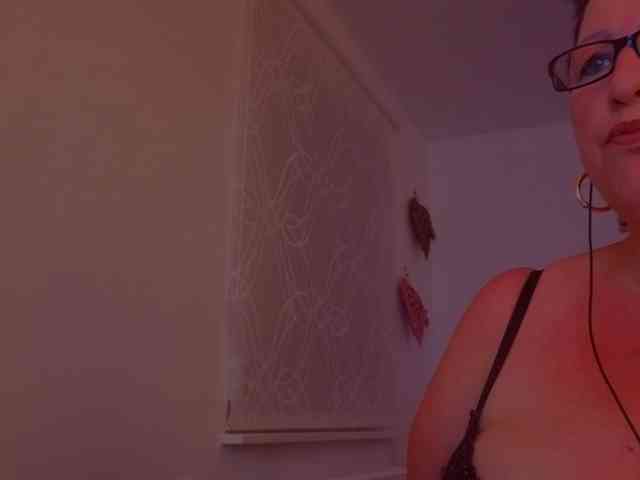 Connyat99 webcam