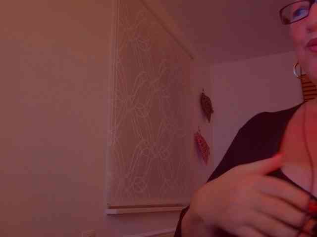 Connyat99 webcam