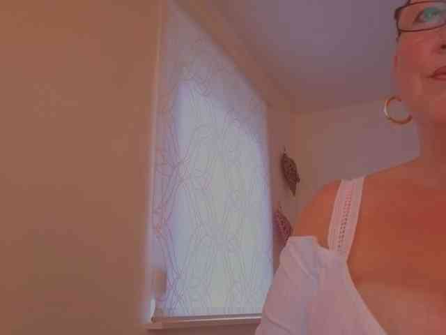 Connyat99 webcam