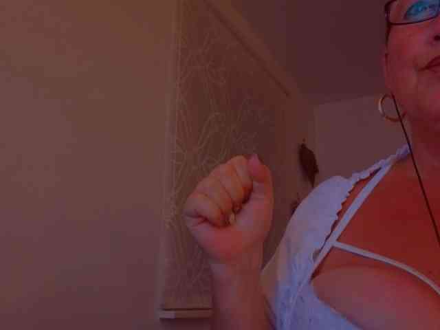 Connyat99 webcam
