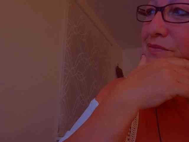 Connyat99 webcam