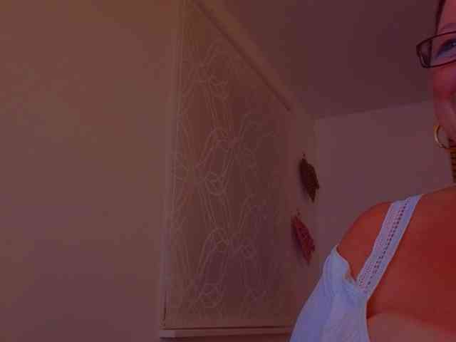 Connyat99 webcam