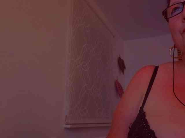 Connyat99 webcam