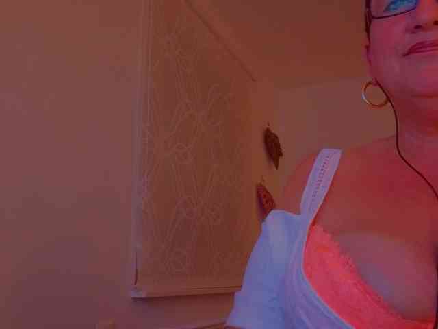 Connyat99 webcam