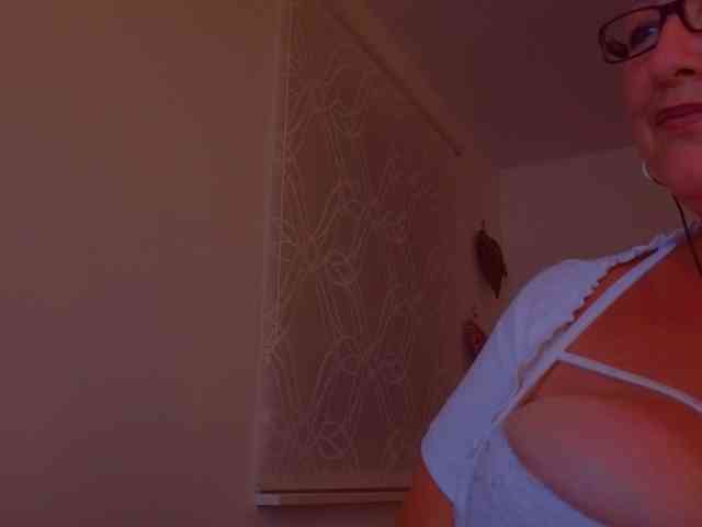 Connyat99 webcam