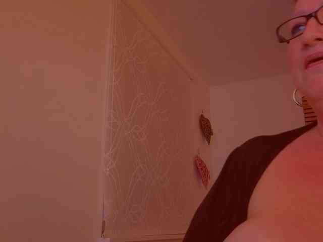 Connyat99 webcam