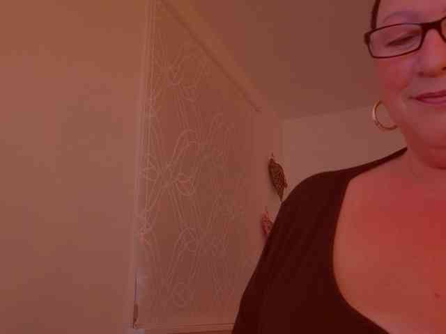 Connyat99 webcam
