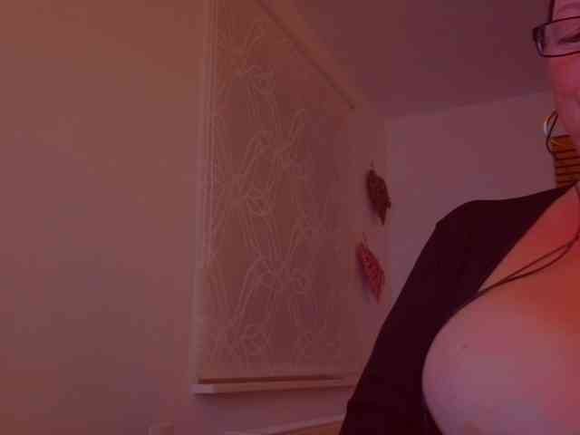 Connyat99 webcam