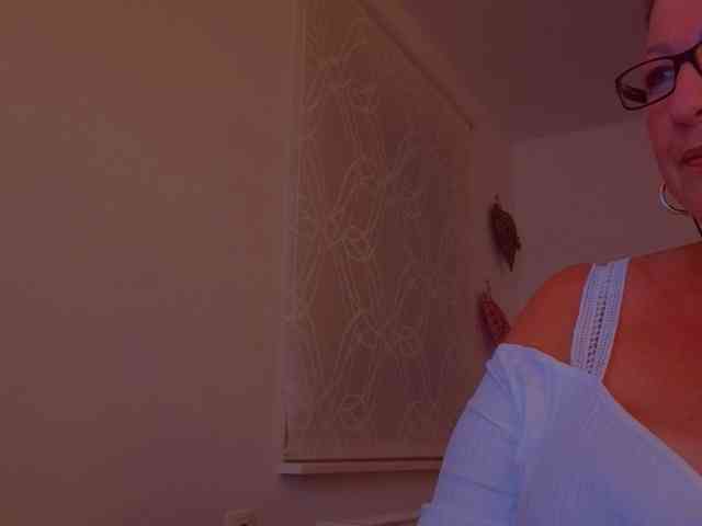 Connyat99 webcam